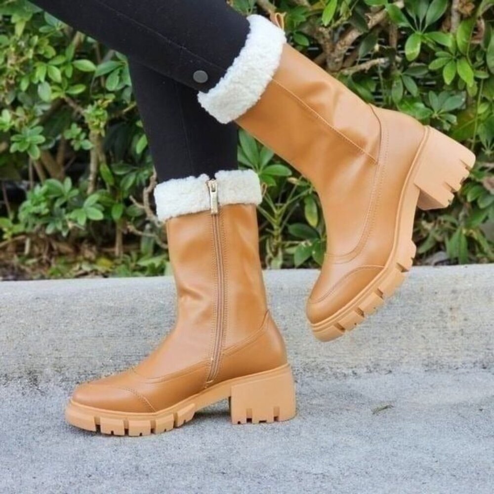 Women’s Tan Sherpa Faux Fur Ankle Booties Pull On with Side Zipper - Picture 2 of 5